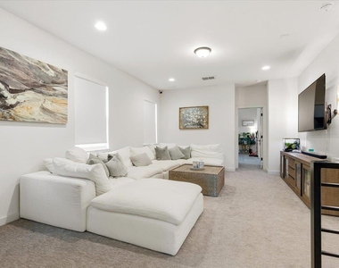 1531 N Red Bud Ln - Photo Thumbnail 17