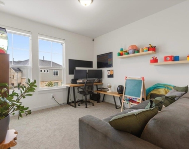 1531 N Red Bud Ln - Photo Thumbnail 25