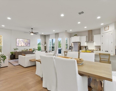 1531 N Red Bud Ln - Photo Thumbnail 8