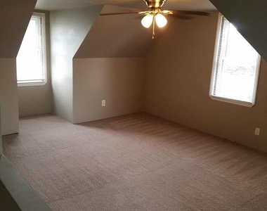 420 Ash Street - Photo Thumbnail 22