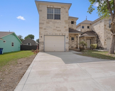 7502 Lazy Creek Dr - Photo Thumbnail 29