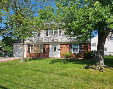 22 Plymouth Drive - Photo Thumbnail 1