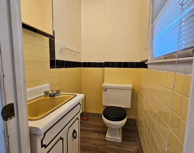22 Plymouth Drive - Photo Thumbnail 6