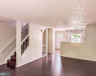 45503 Knockeyon Lane - Photo Thumbnail 6