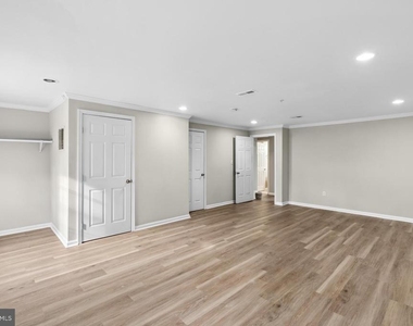 4935 Wall Flower Way - Photo Thumbnail 12