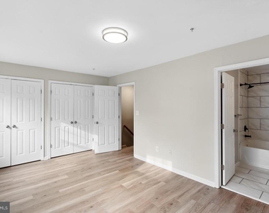 4935 Wall Flower Way - Photo Thumbnail 19