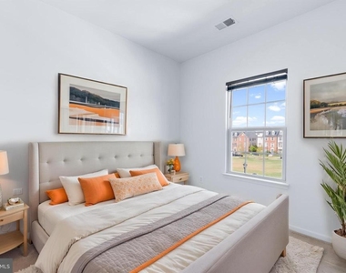 5365 S Center Drive - Photo Thumbnail 32
