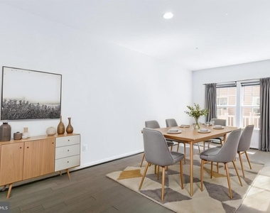 5365 S Center Drive - Photo Thumbnail 12