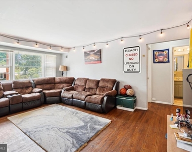 4701 Norwich Road - Photo Thumbnail 5