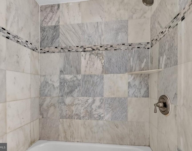 7711 Burnside Road - Photo Thumbnail 21