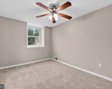 7711 Burnside Road - Photo Thumbnail 17