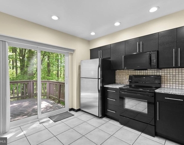 1469 Casino Circle - Photo Thumbnail 6