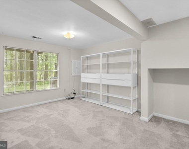 1469 Casino Circle - Photo Thumbnail 20
