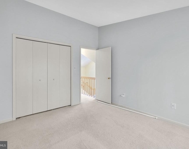 1469 Casino Circle - Photo Thumbnail 15