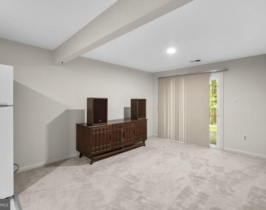 1469 Casino Circle - Photo Thumbnail 23