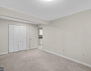 1469 Casino Circle - Photo Thumbnail 22