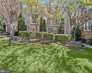 563 Pelican Avenue - Photo Thumbnail 40