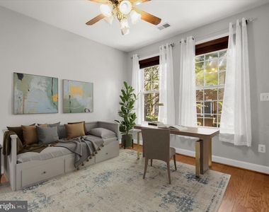 563 Pelican Avenue - Photo Thumbnail 6