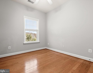 563 Pelican Avenue - Photo Thumbnail 30