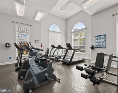 563 Pelican Avenue - Photo Thumbnail 38