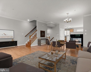 563 Pelican Avenue - Photo Thumbnail 14