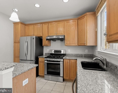 563 Pelican Avenue - Photo Thumbnail 19