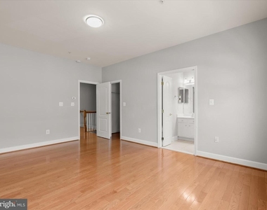 563 Pelican Avenue - Photo Thumbnail 28