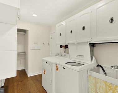 8416 Fox Run - Photo Thumbnail 29