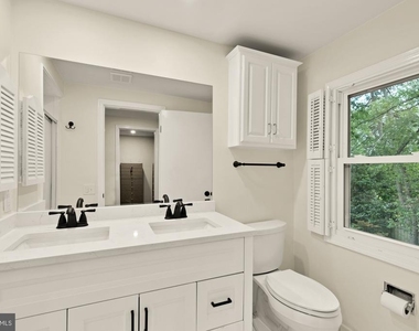 8416 Fox Run - Photo Thumbnail 43