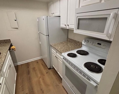 18318 Streamside Drive - Photo Thumbnail 2