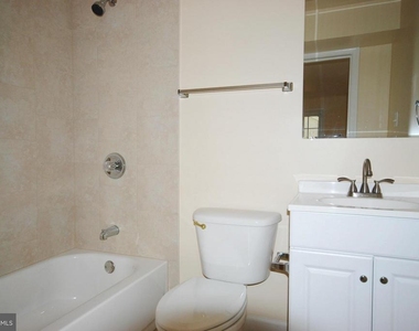 7 Hyacinth Court - Photo Thumbnail 13