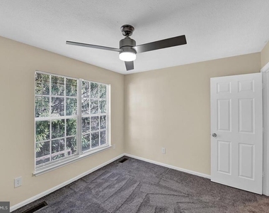 801 High Plain Drive - Photo Thumbnail 8