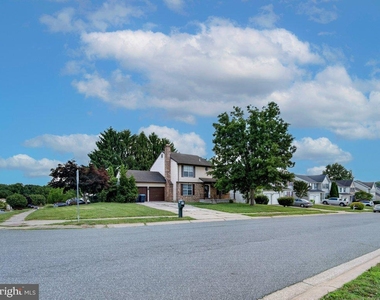 801 High Plain Drive - Photo Thumbnail 5