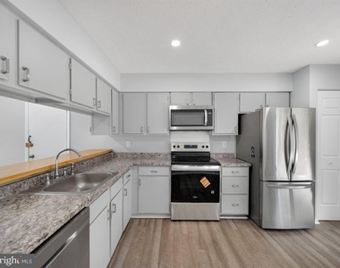 801 High Plain Drive - Photo Thumbnail 28