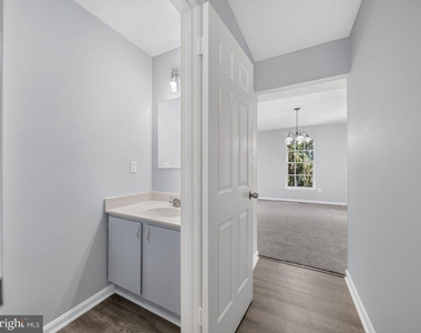 801 High Plain Drive - Photo Thumbnail 19