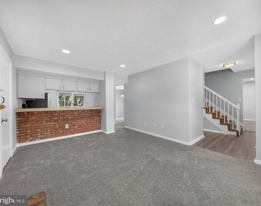 801 High Plain Drive - Photo Thumbnail 23
