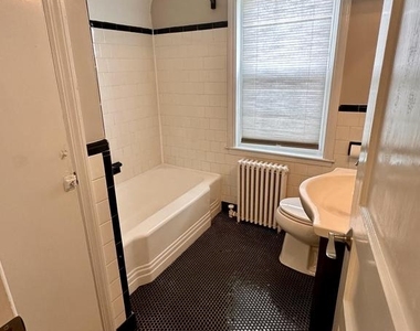 110 W 14th Street - Photo Thumbnail 11