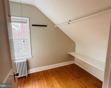 110 W 14th Street - Photo Thumbnail 10