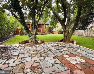110 W 14th Street - Photo Thumbnail 15