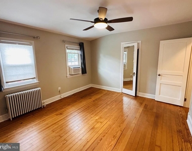110 W 14th Street - Photo Thumbnail 9