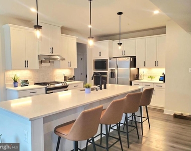6979 Mandalong Way - Photo Thumbnail 11