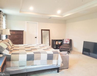 6979 Mandalong Way - Photo Thumbnail 42