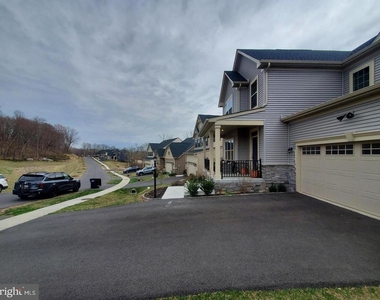 6979 Mandalong Way - Photo Thumbnail 49