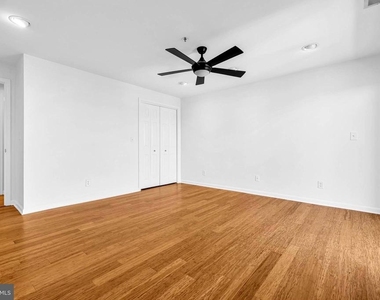 304 Academy Street - Photo Thumbnail 15