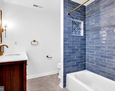 304 Academy Street - Photo Thumbnail 16