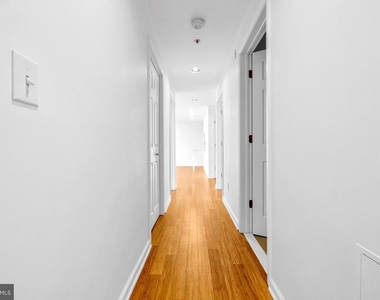 304 Academy Street - Photo Thumbnail 8