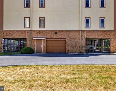304 Academy Street - Photo Thumbnail 18