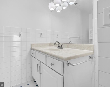 304 Academy Street - Photo Thumbnail 13