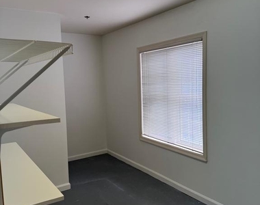304 Academy Street - Photo Thumbnail 27