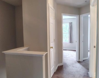1627 Trestle Street - Photo Thumbnail 16